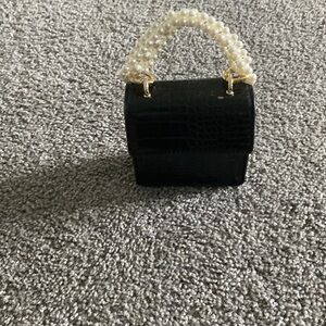 NWOT Boutique little black pearl purse